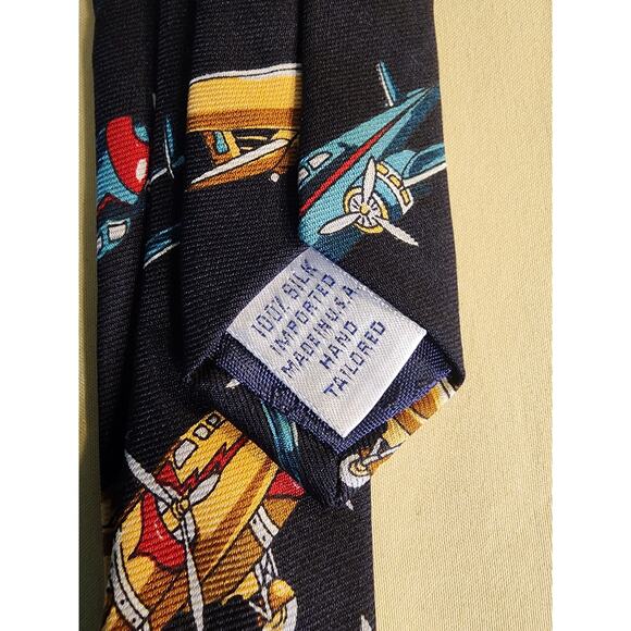 Paul Fredrick Men’s 100% Italian Silk‎ Tie Planes Hand Tailored USA - Picture 3 of 4